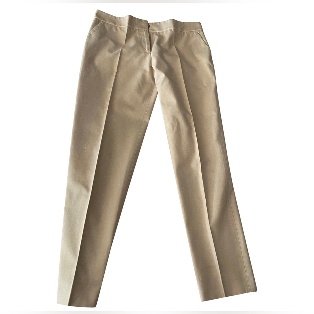 Salvatore Ferragamo Women’s  unique Trousers Pants sz 40 US 4-6.